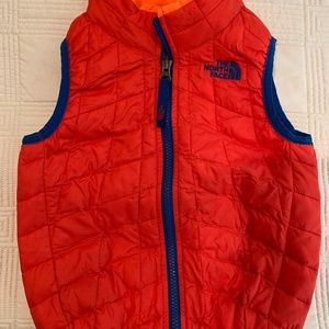 The North Face Boys 3T Vest Orange/Blue